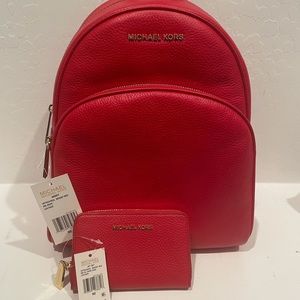 MK Abbey Backpack Bright Red❤️❤️